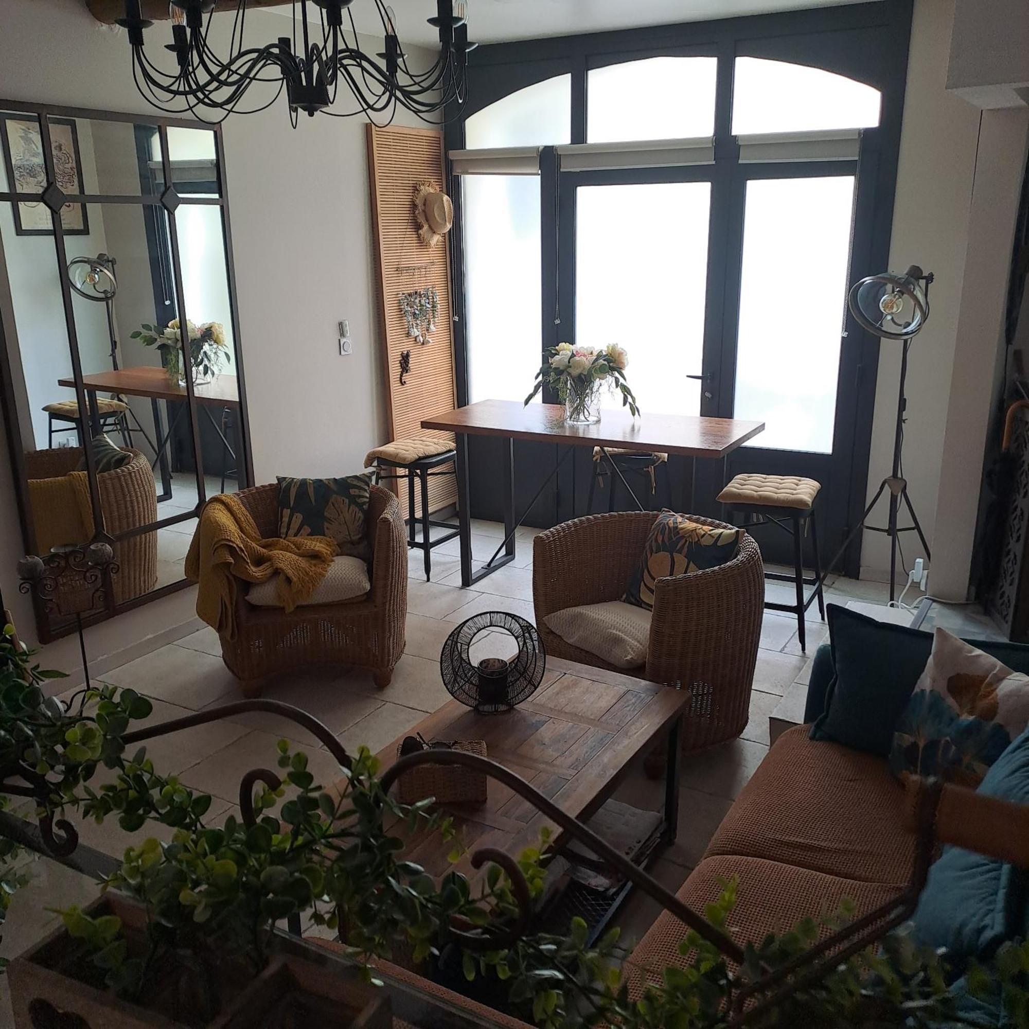 مبيت وإفطار إج مورت Le Petit Patio المظهر الخارجي الصورة