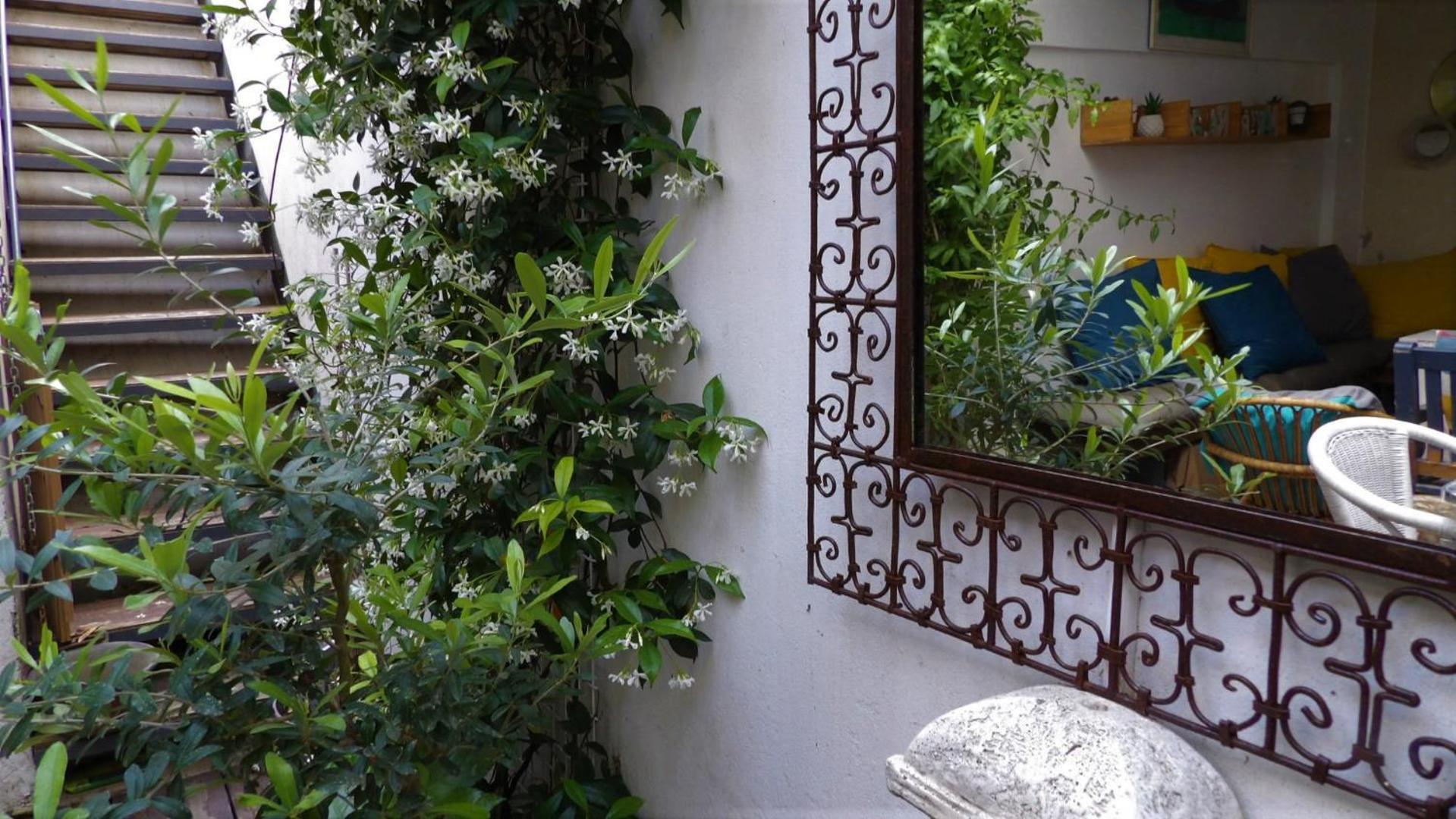مبيت وإفطار إج مورت Le Petit Patio المظهر الخارجي الصورة